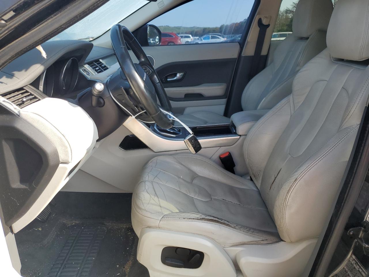 2015 Land Rover Range Rover Evoque Pure Premium VIN: SALVR2BG1FH077433 Lot: 68570965