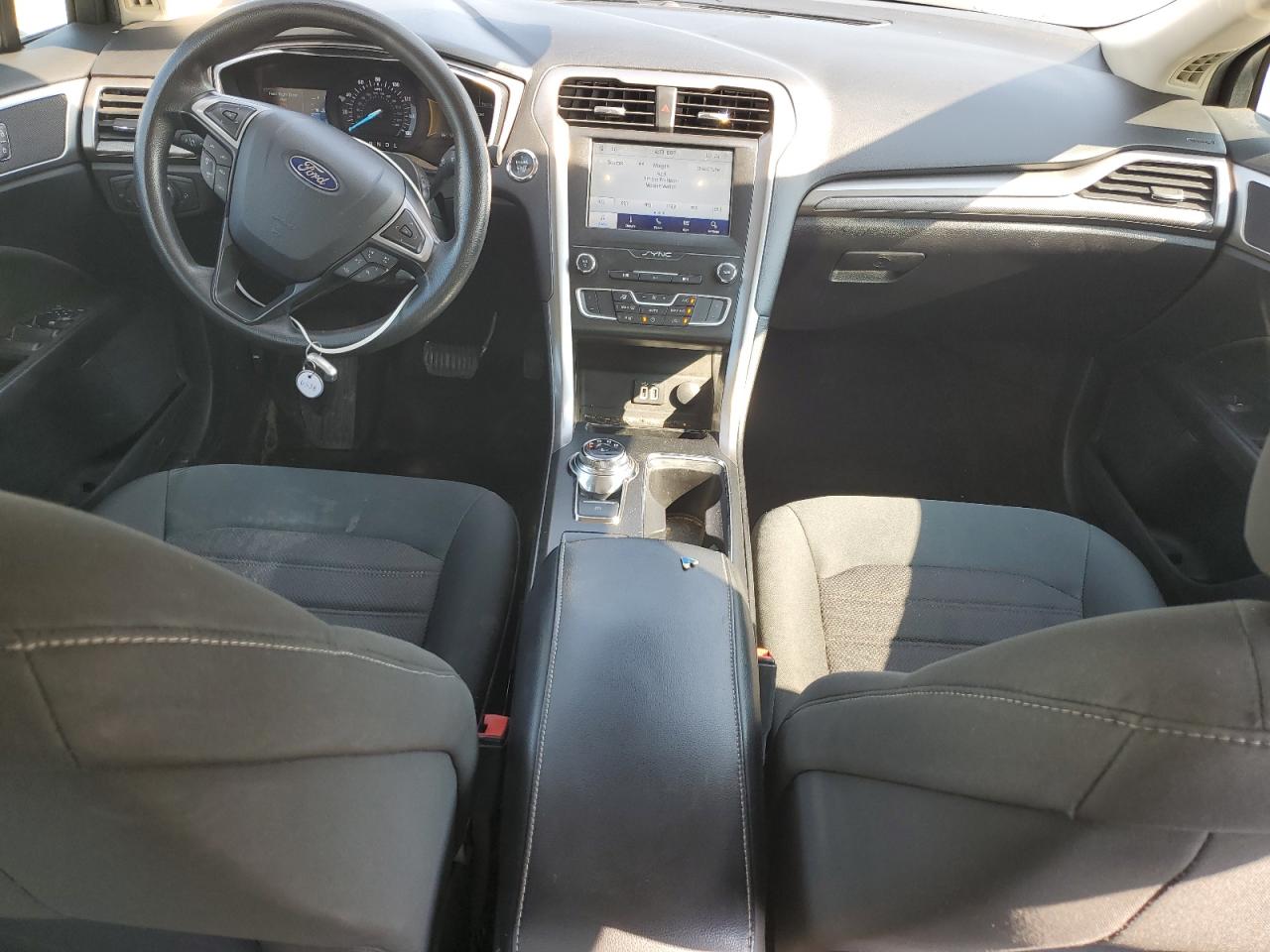 2020 Ford Fusion Se VIN: 3FA6P0HD6LR235333 Lot: 68750385