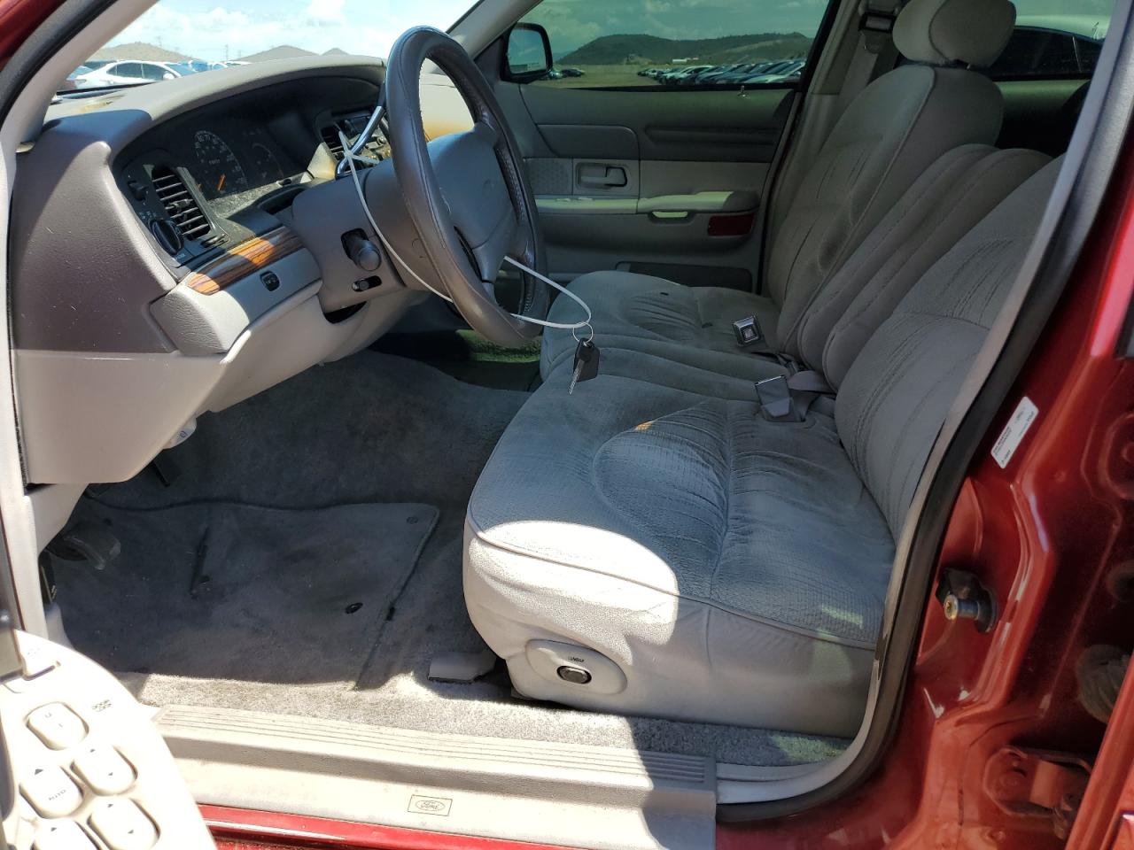 1997 Ford Crown Victoria Lx VIN: 2FALP74W3VX185708 Lot: 70333845