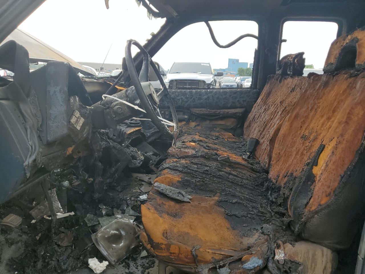 1991 GMC Sierra C1500 VIN: 2GTEC19K3M1525605 Lot: 69089645