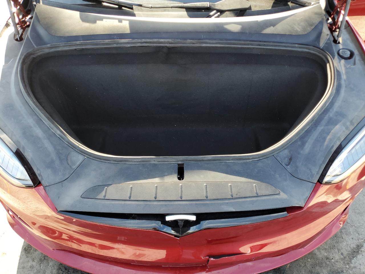 2024 Tesla Model X VIN: 7SAXCAE57RF444414 Lot: 70781065