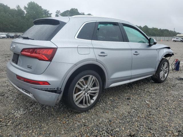  AUDI Q5 2018 Серебристый