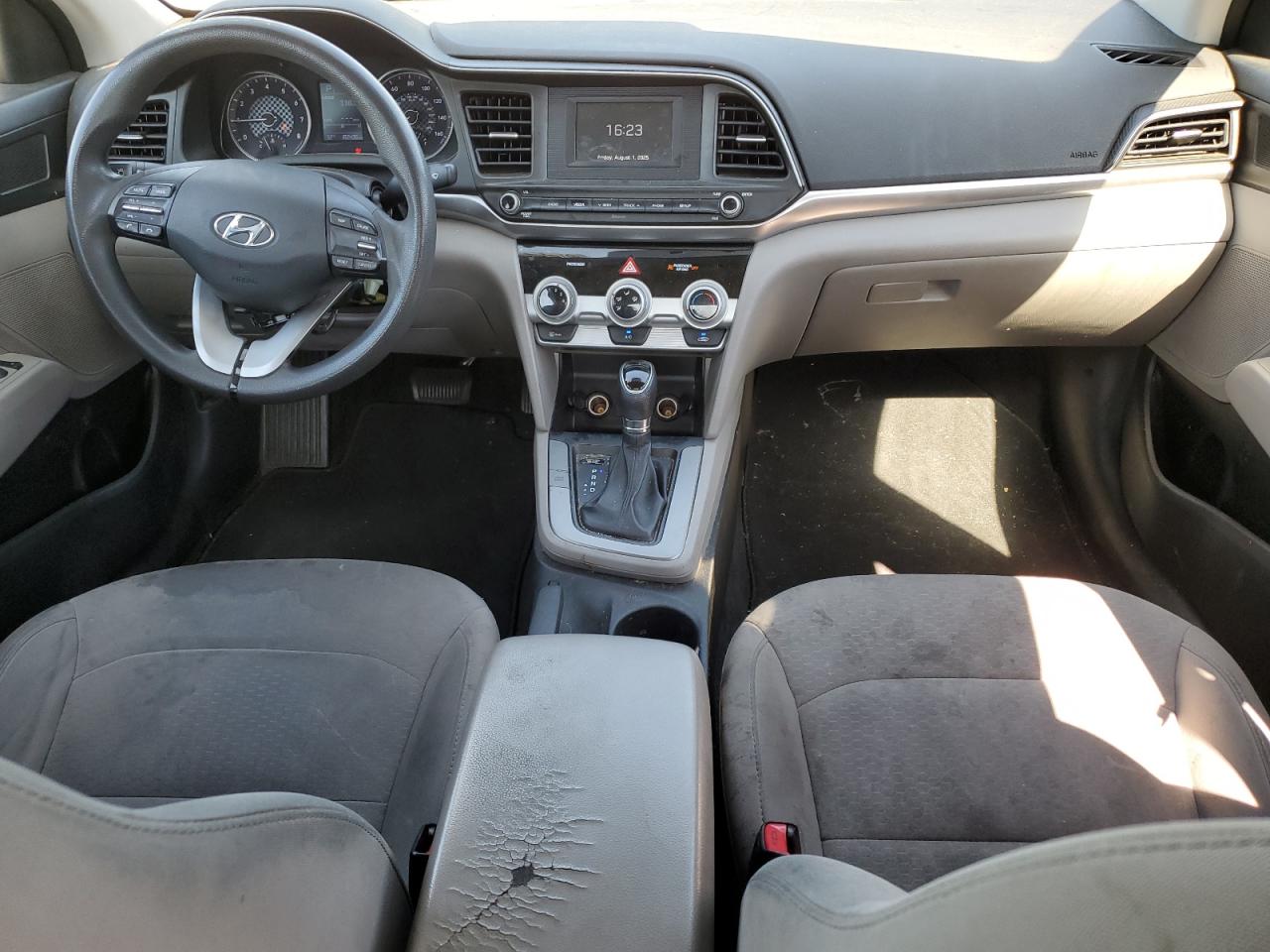 2019 Hyundai Elantra Se VIN: 5NPD74LF7KH459794 Lot: 67440955