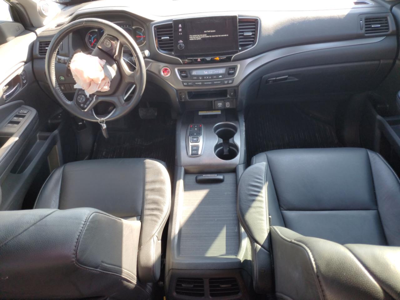 2021 Honda Pilot Se VIN: 5FNYF5H28MB033789 Lot: 69100675