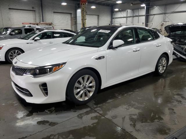  KIA OPTIMA 2017 Белы