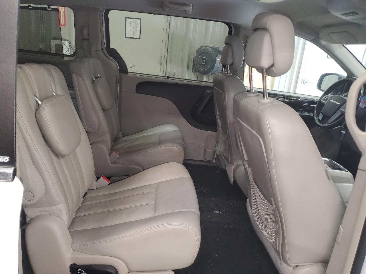 2014 Chrysler Town & Country Touring L VIN: 2C4RC1CG4ER169416 Lot: 67980575