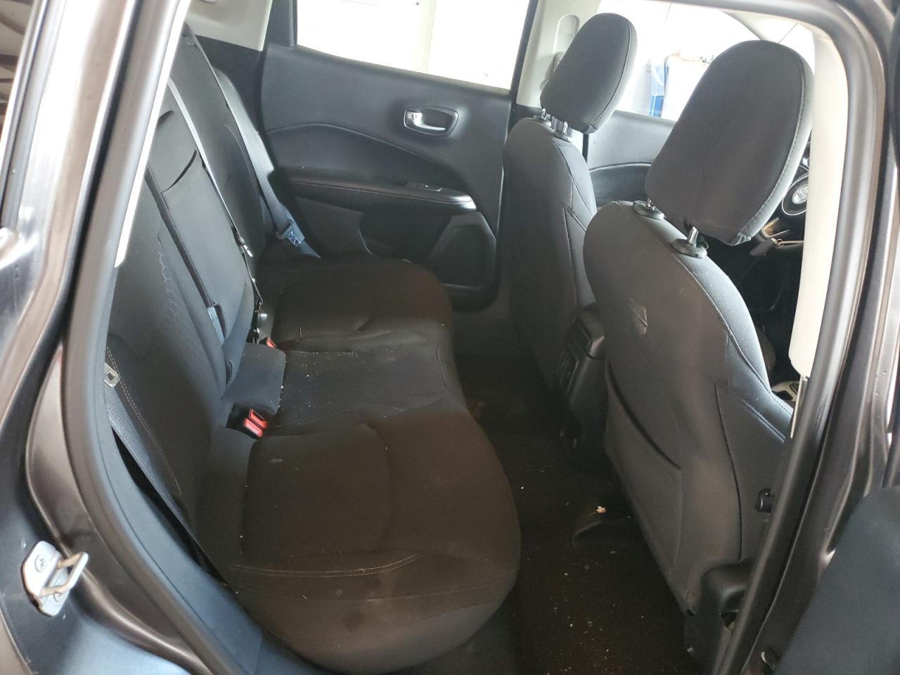 2018 Jeep Compass Sport VIN: 3C4NJDAB6JT107925 Lot: 67269545