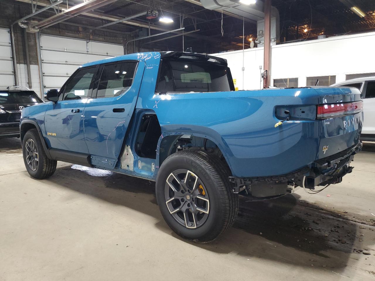 2022 Rivian R1T Launch Edition blue null electric 7FCTGAAL6NN011726 photo #3