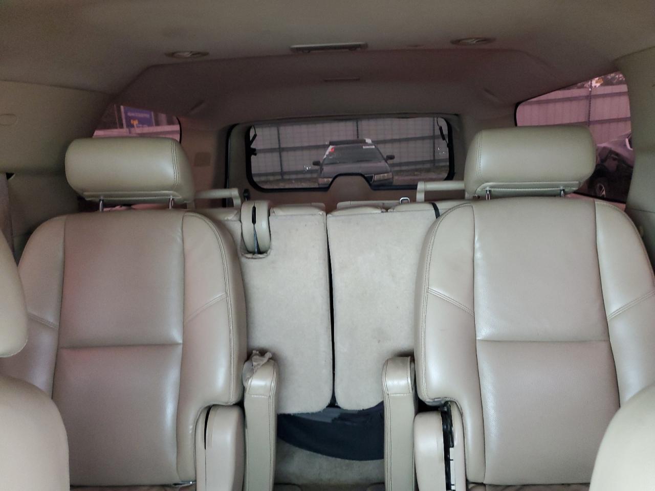 2010 Chevrolet Suburban K1500 Ltz VIN: 1GNUKKE31AR146230 Lot: 69372615