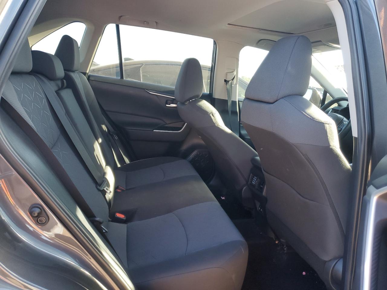 2020 Toyota Rav4 Xle VIN: 2T3P1RFVXLW114400 Lot: 69959075