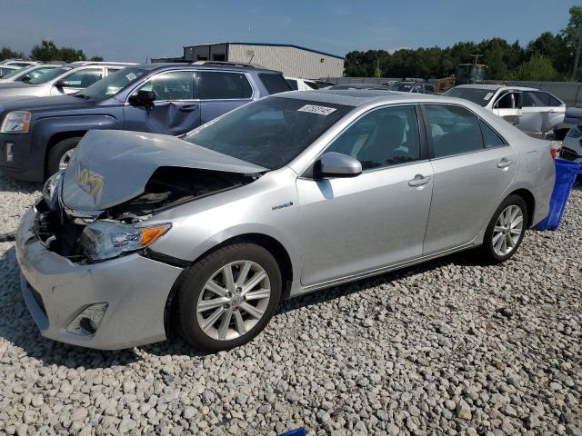  TOYOTA CAMRY 2013 Srebrny