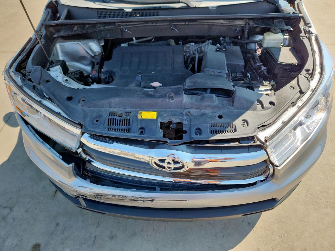 2016 Toyota Highlander Limited VIN: 5TDYKRFH1GS147787 Lot: 69890625