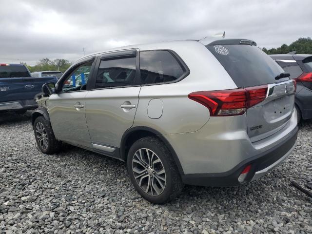  MITSUBISHI OUTLANDER 2018 Srebrny
