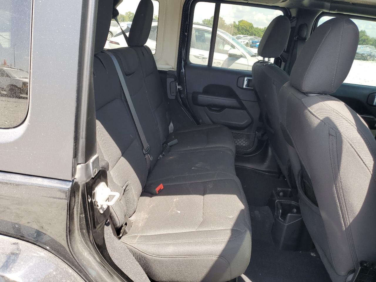 2019 Jeep Wrangler Unlimited Sahara VIN: 1C4HJXEN5KW595554 Lot: 70926085