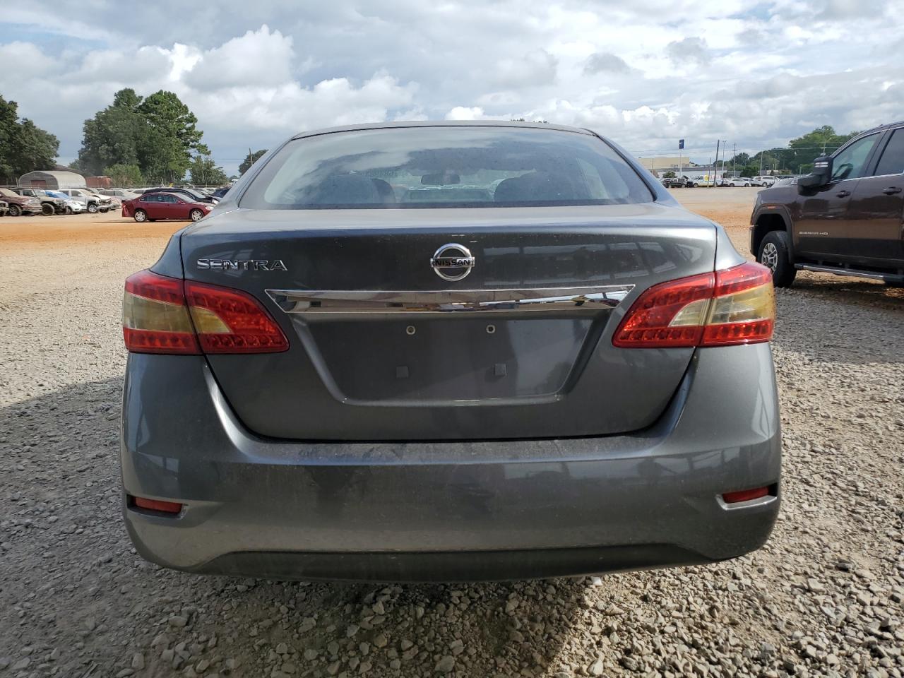 2015 Nissan Sentra S VIN: 3N1AB7APXFY371896 Lot: 68498425