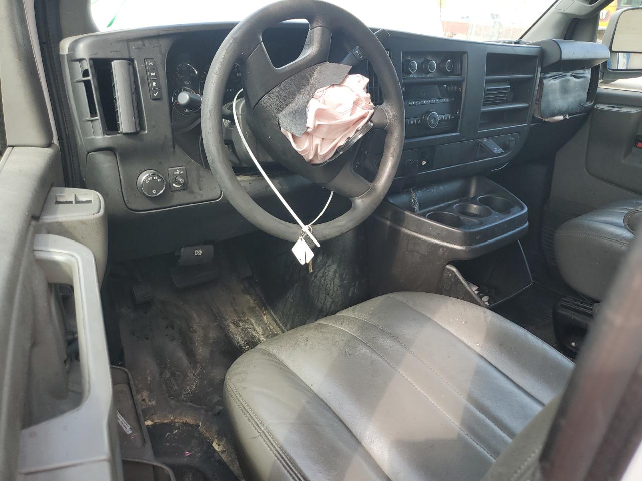 2017 Chevrolet Express G2500 VIN: 1GCWGAFF0H1109992 Lot: 67750185