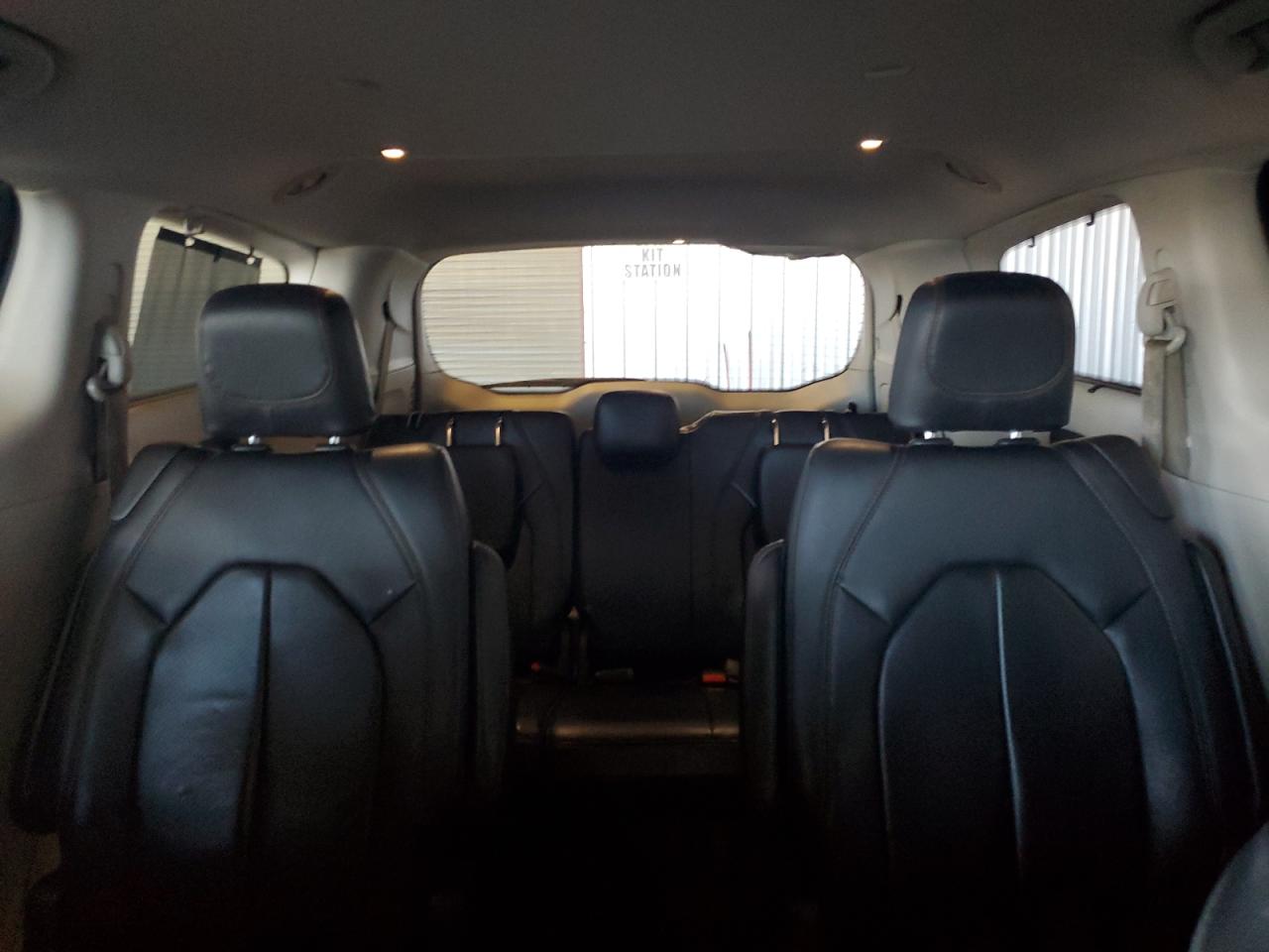 2018 Chrysler Pacifica Touring L VIN: 2C4RC1BG3JR123135 Lot: 69680115