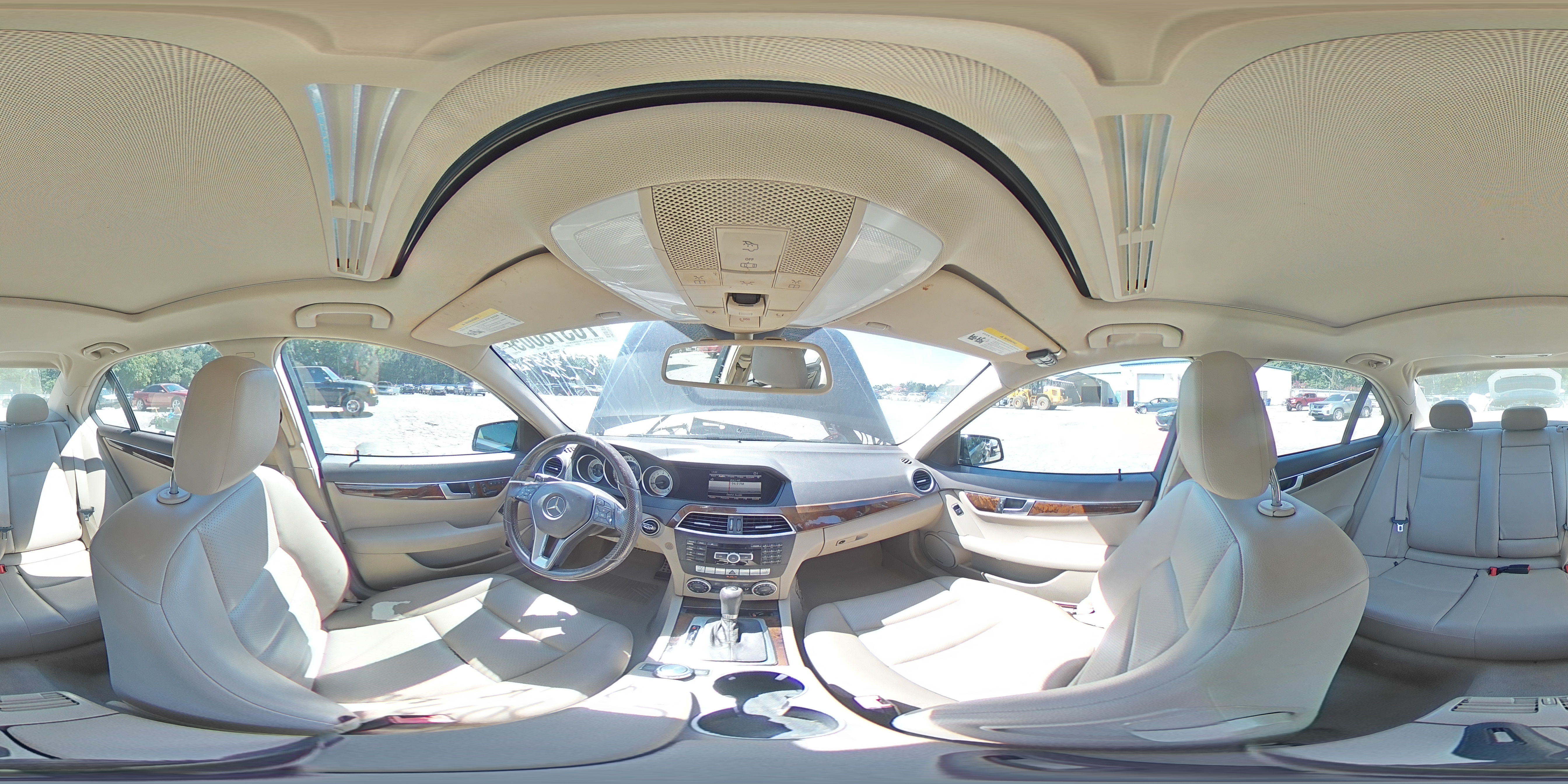 2014 Mercedes-Benz C 250 VIN: WDDGF4HB3EA933053 Lot: 70378005