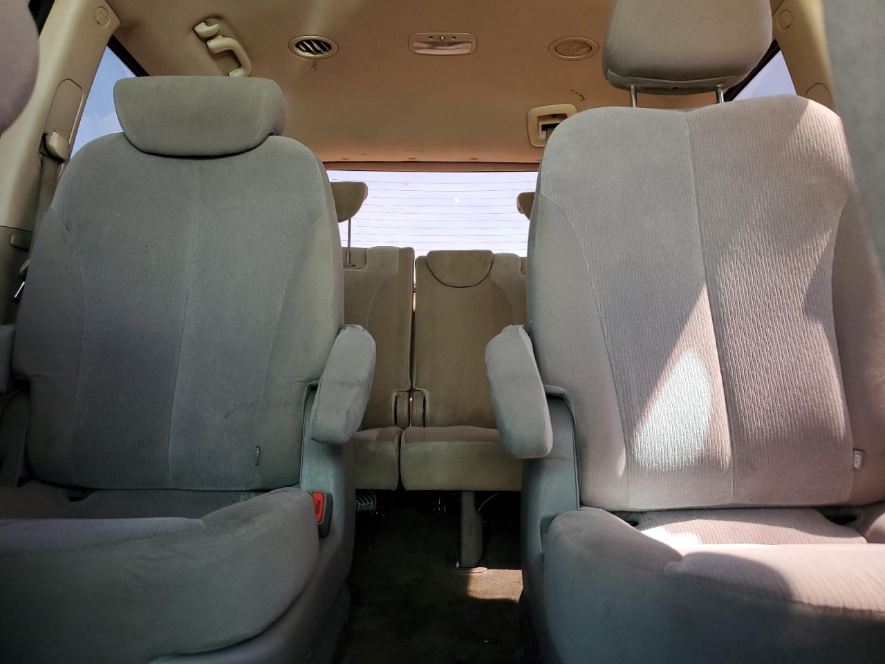 2014 Kia Sedona Lx VIN: KNDMG4C74E6577504 Lot: 69883515