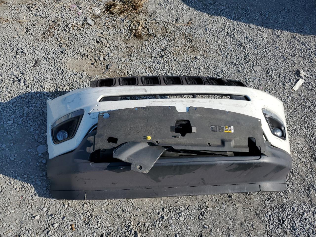 2018 Jeep Compass Latitude VIN: 3C4NJCBB9JT408214 Lot: 67755695