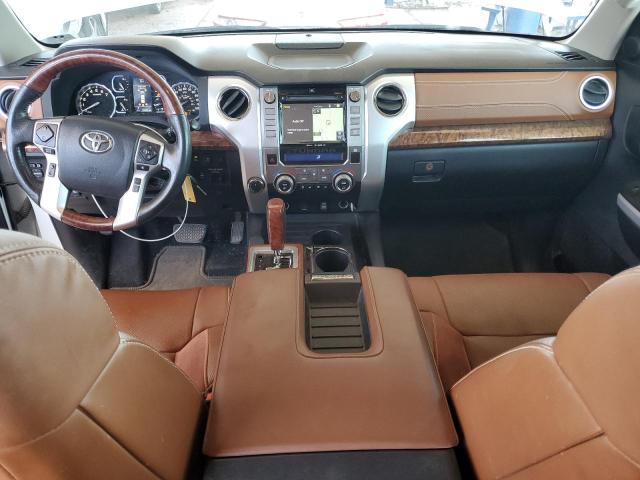  TOYOTA TUNDRA 2018 Biały
