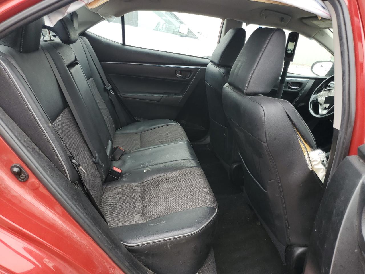 2016 Toyota Corolla L VIN: 5YFBURHEXGP423332 Lot: 70744585