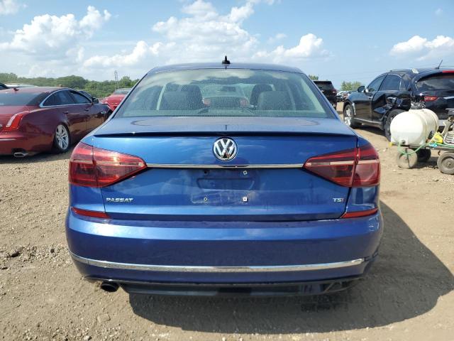  VOLKSWAGEN PASSAT 2017 Синий