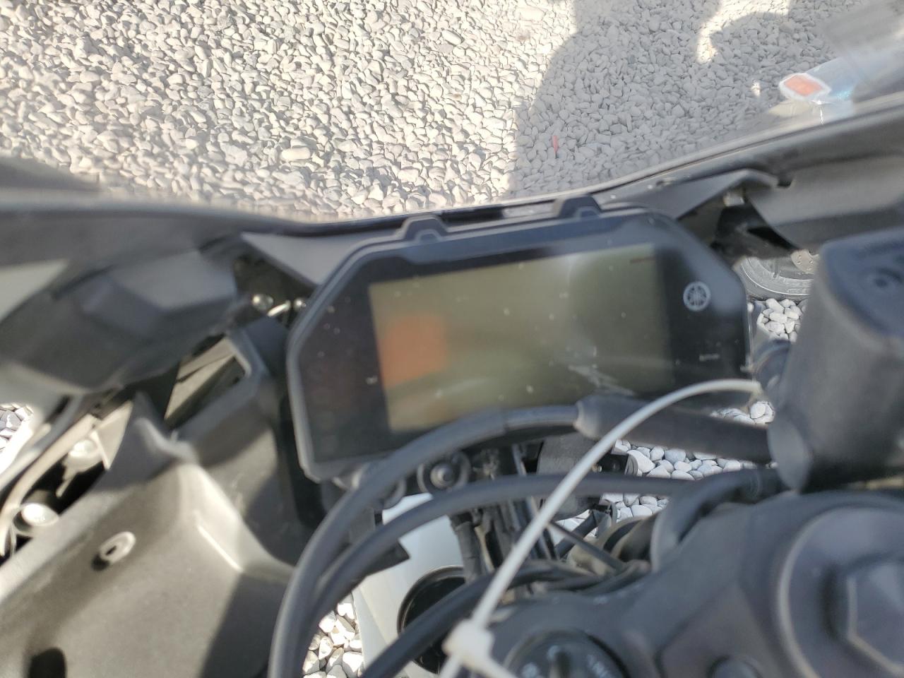 2024 Yamaha Yzfr3 A VIN: MH3RH18Y5RK014995 Lot: 68109655