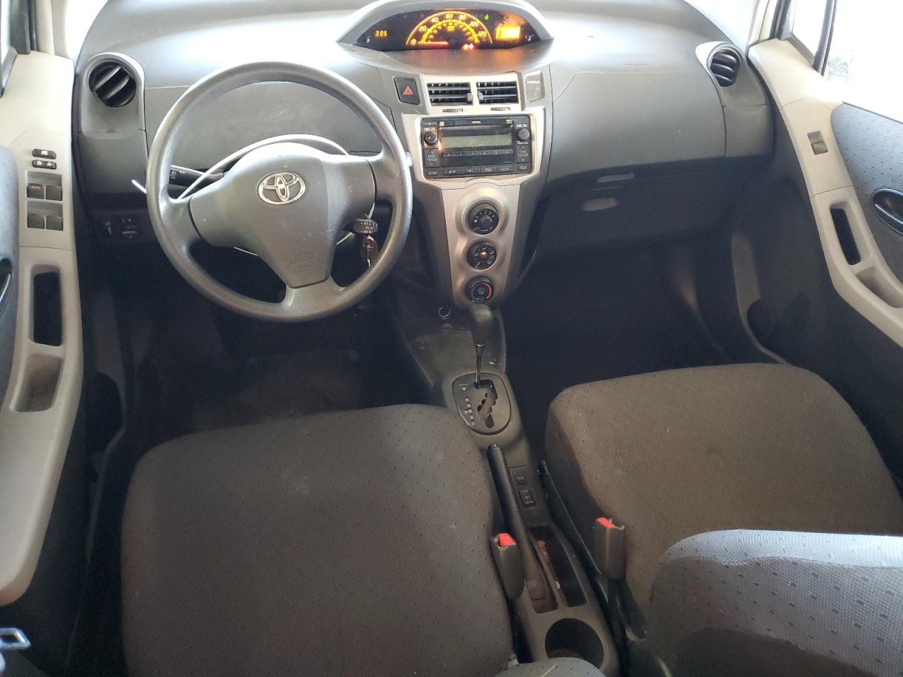 2010 Toyota Yaris VIN: JTDKT4K30A5318431 Lot: 70005315