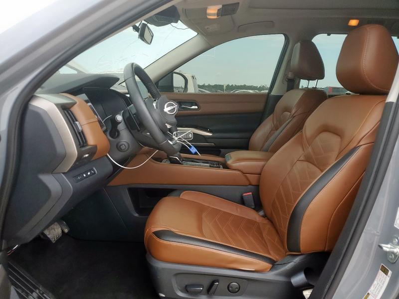  NISSAN PATHFINDER 2023 Серый