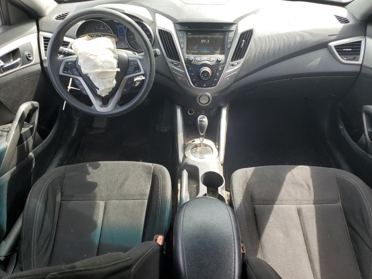 2016 Hyundai Veloster VIN: KMHTC6AD4GU261428 Lot: 70861325