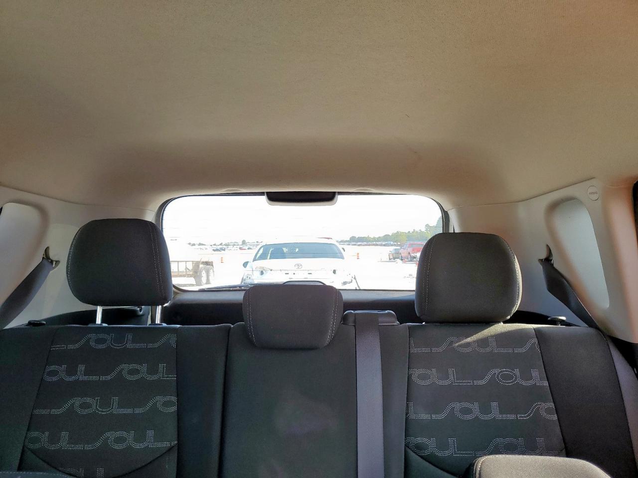 2012 Kia Soul + VIN: KNDJT2A63C7398732 Lot: 68390185