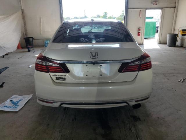 Седаны HONDA ACCORD 2017 Белы