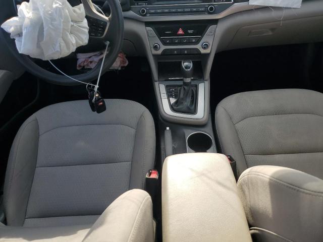  HYUNDAI ELANTRA 2017 Srebrny