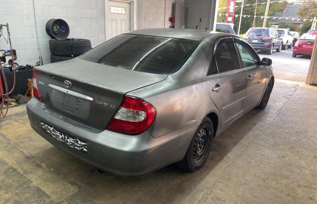 2002 TOYOTA CAMRY LE  