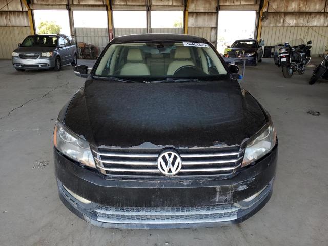 Sedans VOLKSWAGEN PASSAT 2015 Czarny