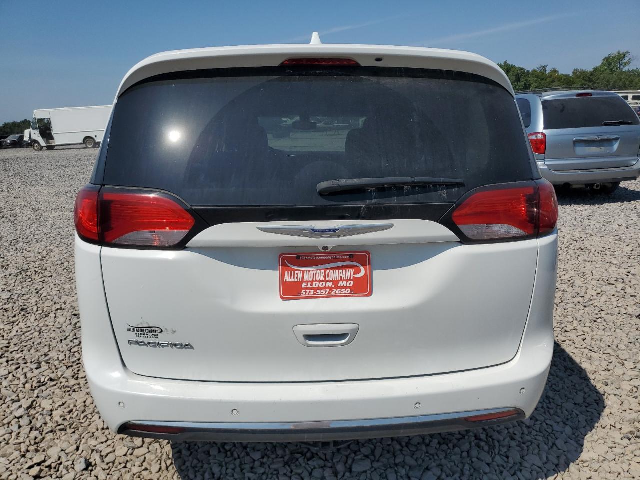 2019 Chrysler Pacifica Touring L VIN: 2C4RC1BG6KR624781 Lot: 68725595