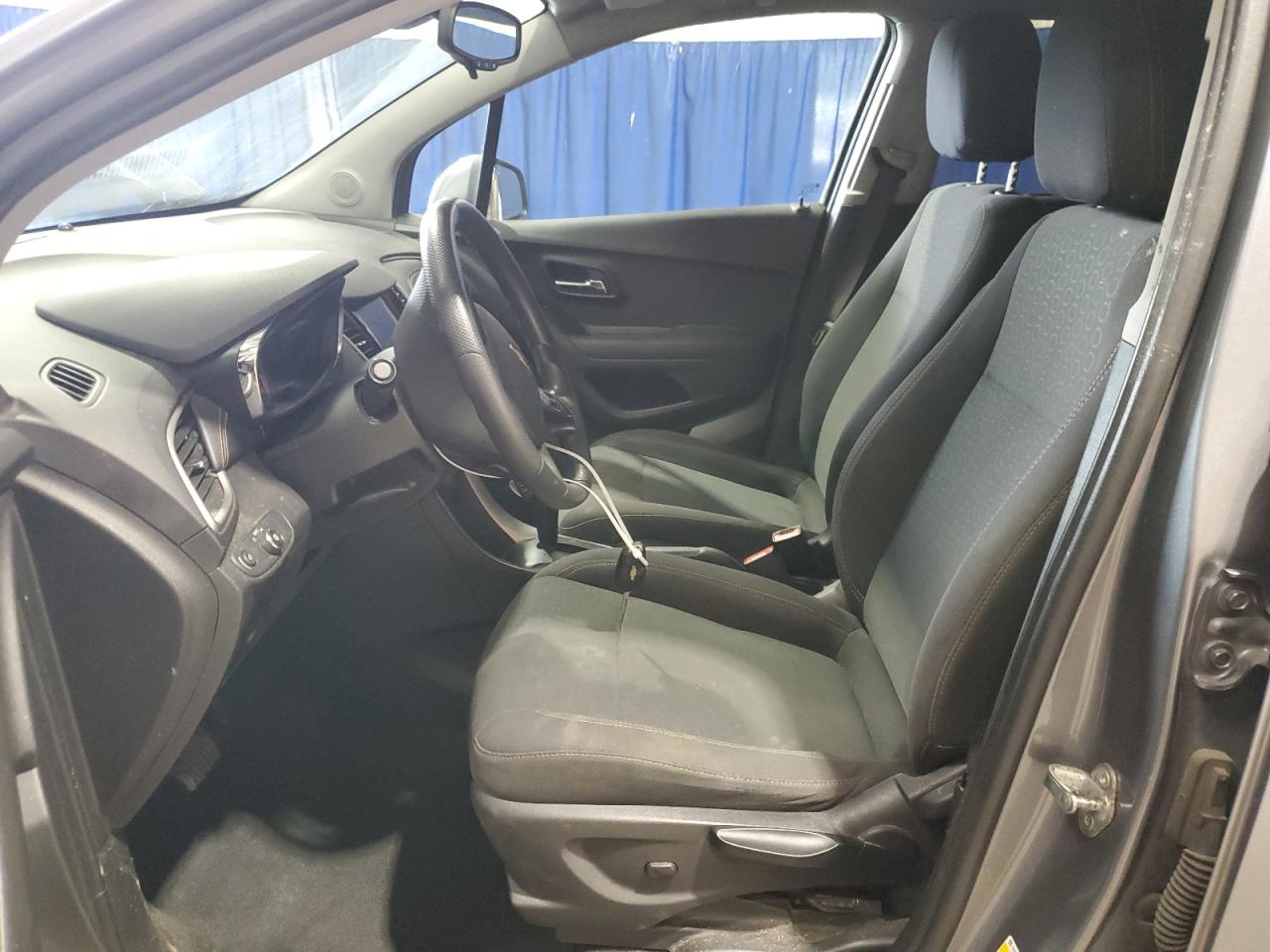 2020 Chevrolet Trax Ls VIN: 3GNCJNSB3LL242043 Lot: 68980225