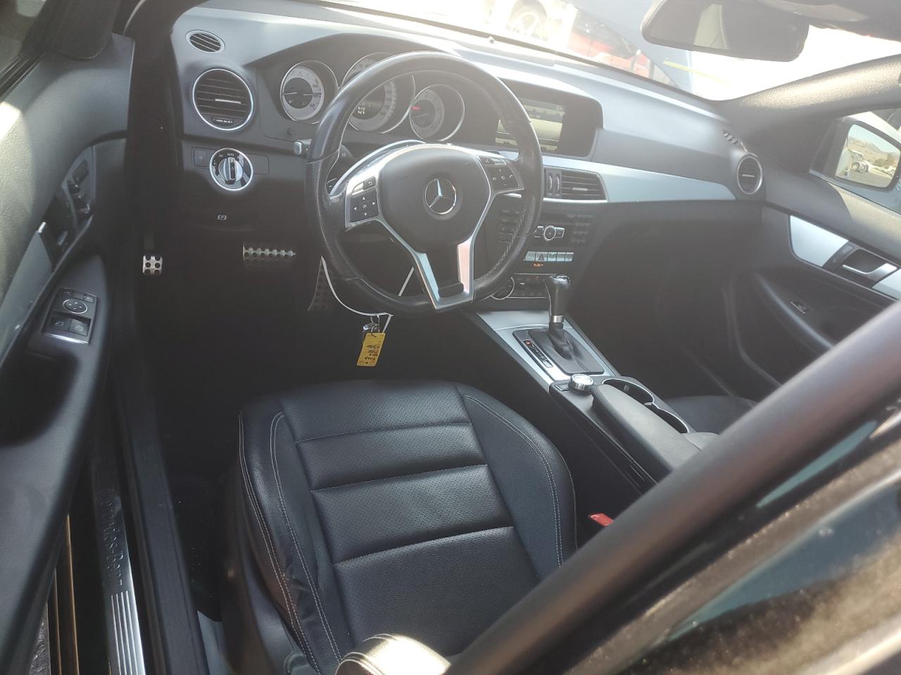 2015 Mercedes-Benz C 350 VIN: WDDGJ5HBXFG415458 Lot: 70704365