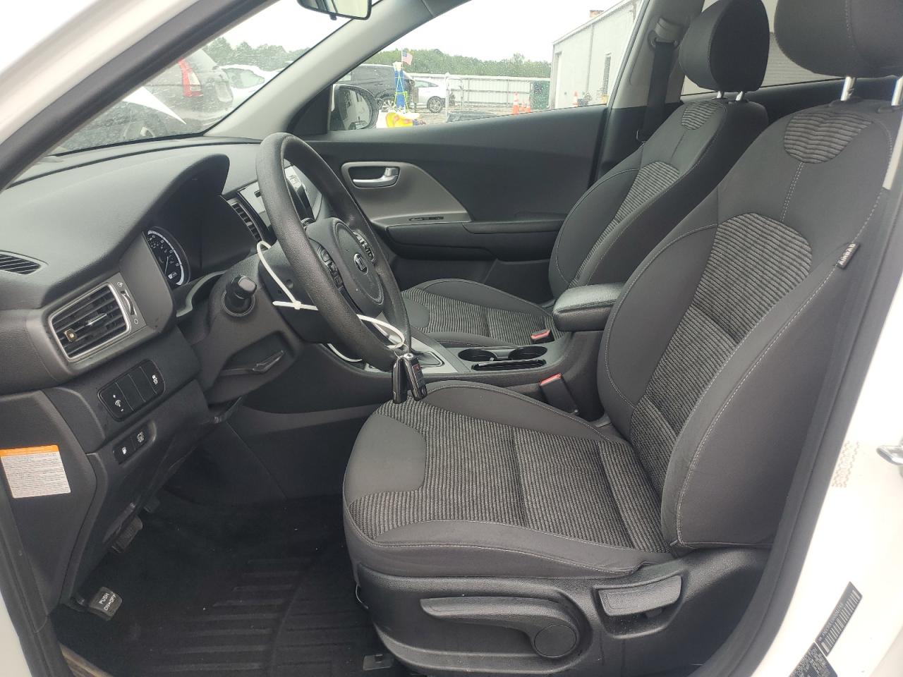 2017 Kia Niro Fe VIN: KNDCB3LCXH5041748 Lot: 68836875