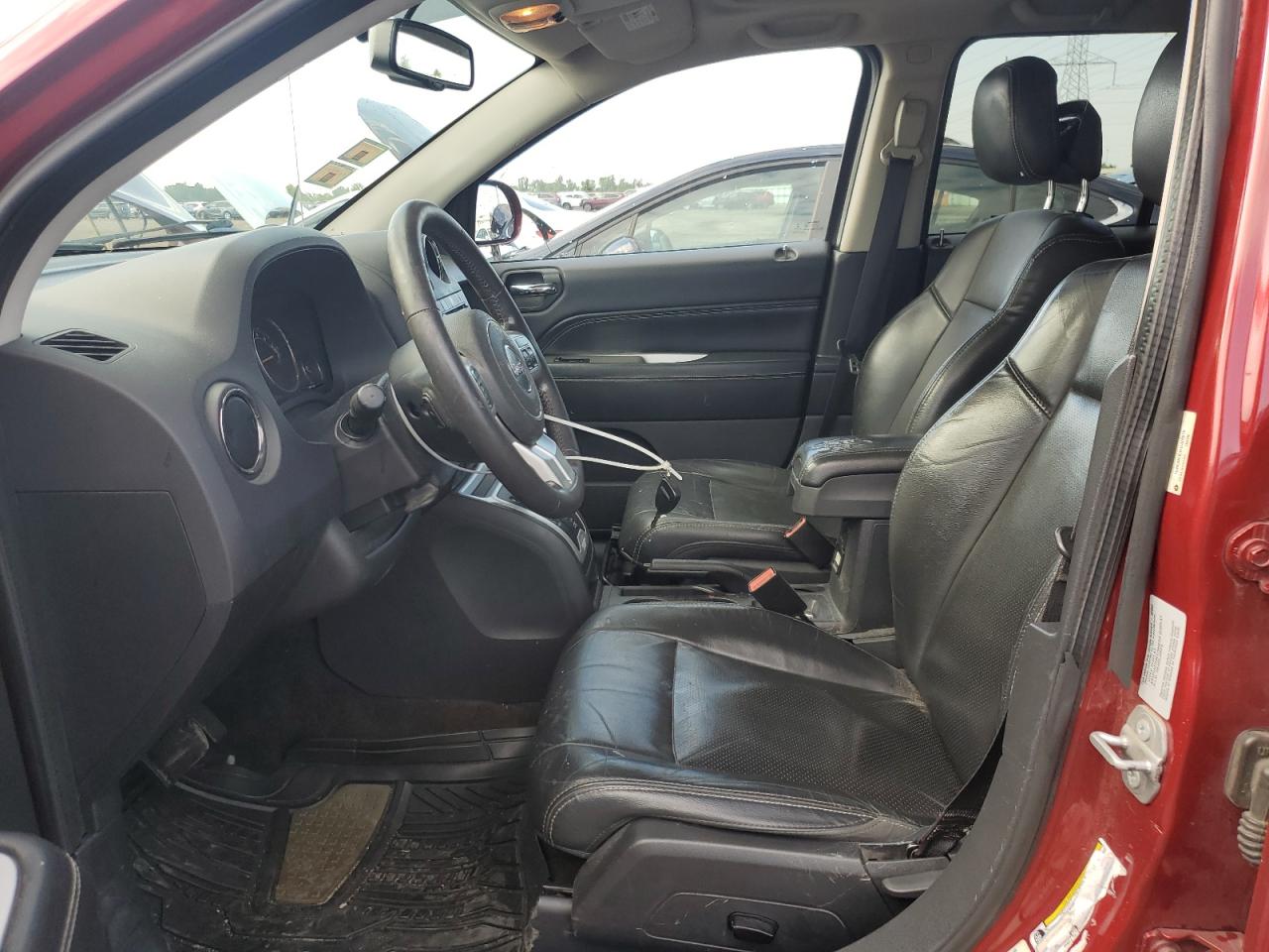 2015 Jeep Compass Latitude VIN: 1C4NJDEB1FD324919 Lot: 69665765