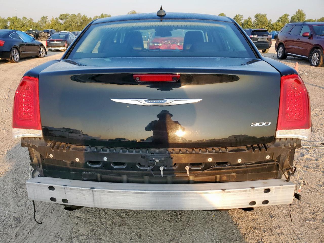 2018 Chrysler 300 Touring VIN: 2C3CCAAG1JH204023 Lot: 70020735