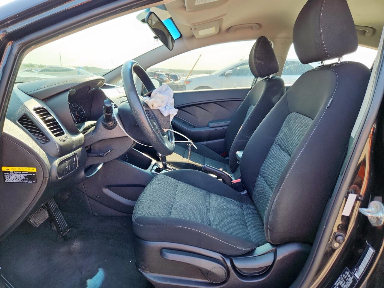 2018 Kia Forte Lx VIN: 3KPFK4A76JE238399 Lot: 67604595