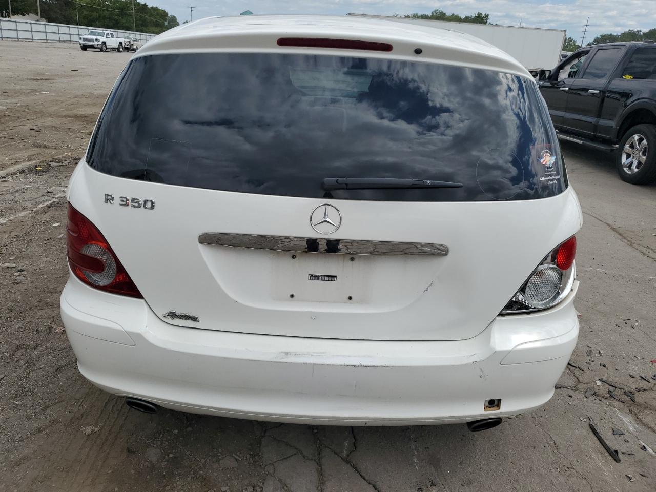 2006 Mercedes-Benz R 350 VIN: 4JGCB65E06A008063 Lot: 70118675