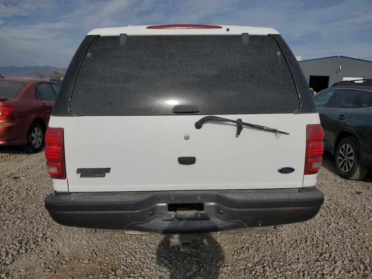 2001 Ford Expedition Xlt VIN: 1FMPU16L21LA33149 Lot: 69697005