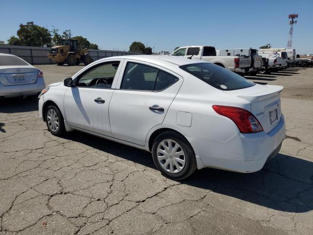  NISSAN VERSA 2018 Білий