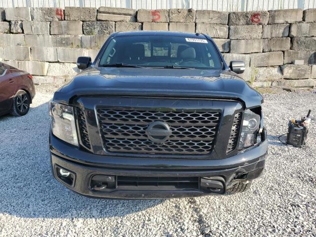  NISSAN TITAN 2019 Черный