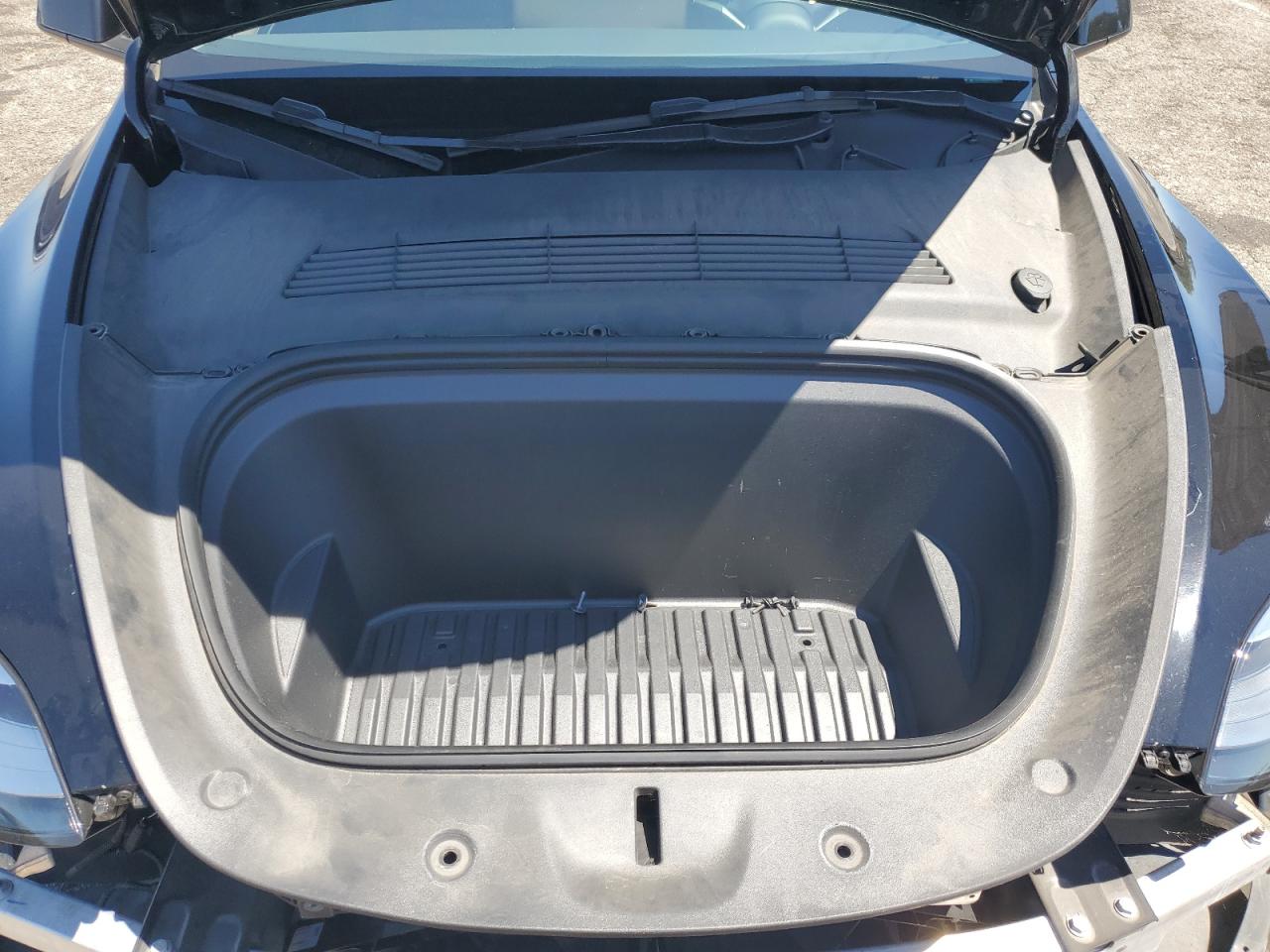 2023 Tesla Model Y VIN: 7SAYGDEE2PA149273 Lot: 69108205