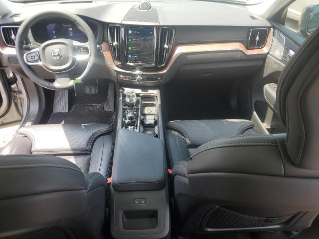  VOLVO XC60 ULTIM 2024 Серебристый