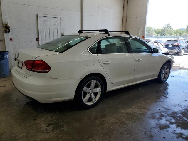  VOLKSWAGEN PASSAT 2013 Biały